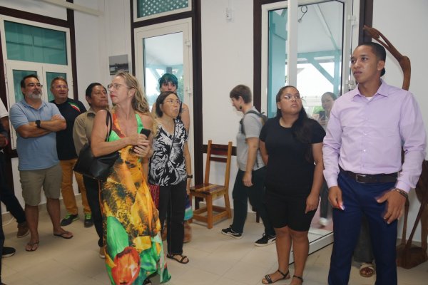Visite guidée de l'exposition par les étudiants